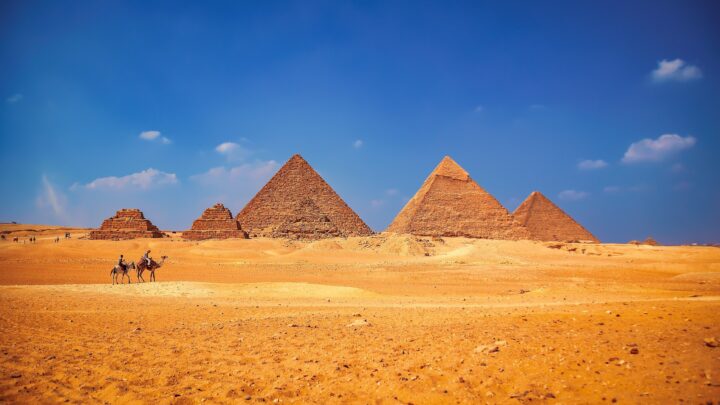 should-you-take-a-trip-to-egypt-here-are-4-things-to-keep-you